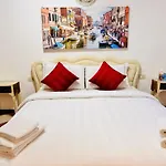 Hotel Henry 2*